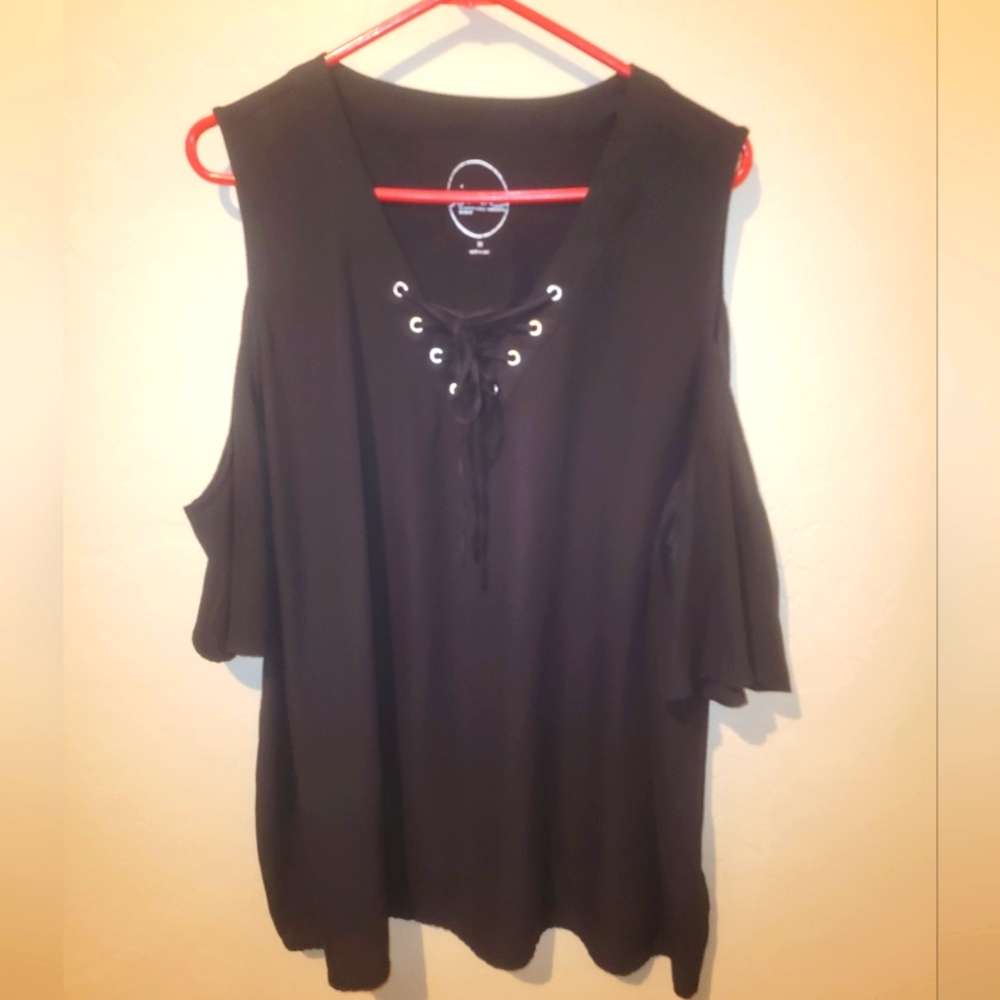 Inc brand black cold-shoulder lace-up top